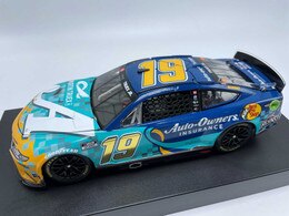 MARTIN TRUEX JR. 2022 AUTO-OWNERS / MTJF 1:24 ELITE DIECAST