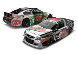 DALE EARNHARDT JR 2014 DIET MTN DEW BRISTOL RACE VERSION 1:24 ELITE DIECAST