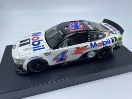 KEVIN HARVICK 2022 MOBIL 1 1:24 ELITE DIECAST
