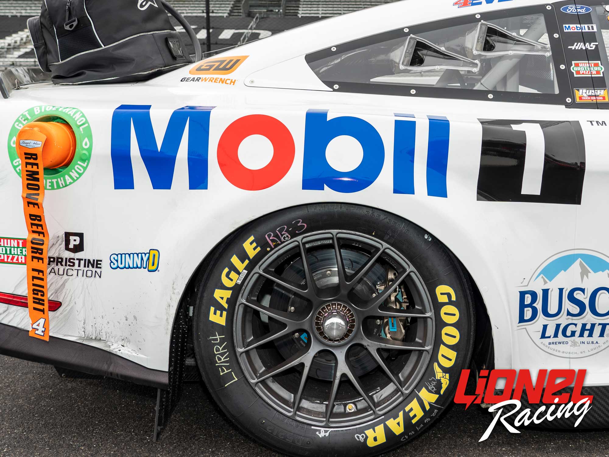 KEVIN HARVICK 2023 MOBIL 1 WINGS INDY RACED VERSION 1:24 COLOR CHROME ARC DIECAST