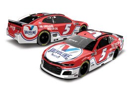KYLE LARSON 2021 VALVOLINE 1:24 ELITE DIECAST