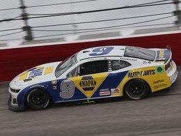 CHASE ELLIOTT 2022 NAPA THROWBACK 1:64 ARC DIECAST