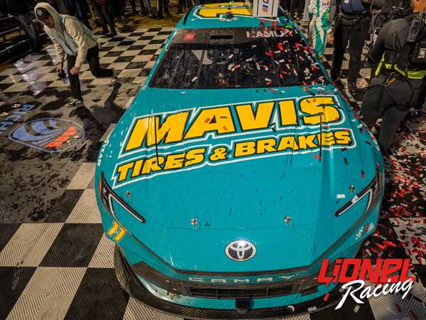 DENNY HAMLIN 2024 MAVIS TIRES & BRAKES RICHMOND RACED WIN 1:24 ARC DIECAST