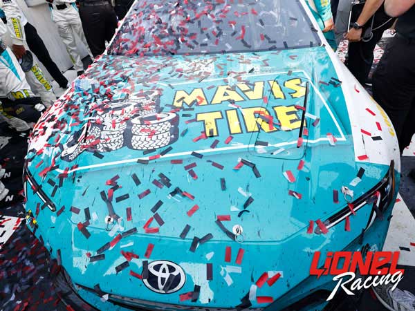 DENNY HAMLIN 2024 MAVIS TIRES & BRAKES DOVER RACED WIN 1:24 ARC DIECAST