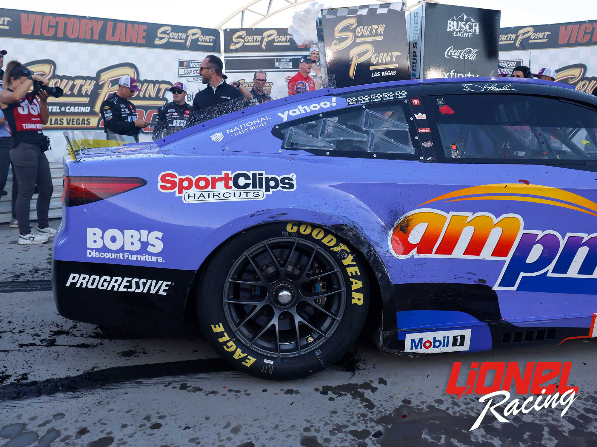 DENNY HAMLIN 2025 AMPM LAS VEGAS RACED WIN 1:24 ARC DIECAST