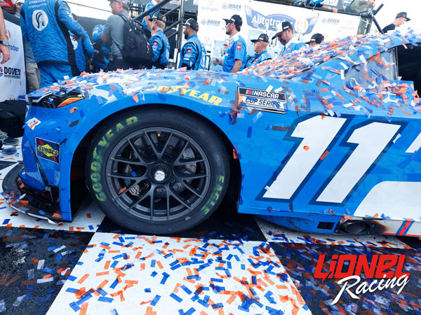 DENNY HAMLIN 2025 PROGRESSIVE DOVER RACED WIN 1:24 ELITE PREMIER DIECAST
