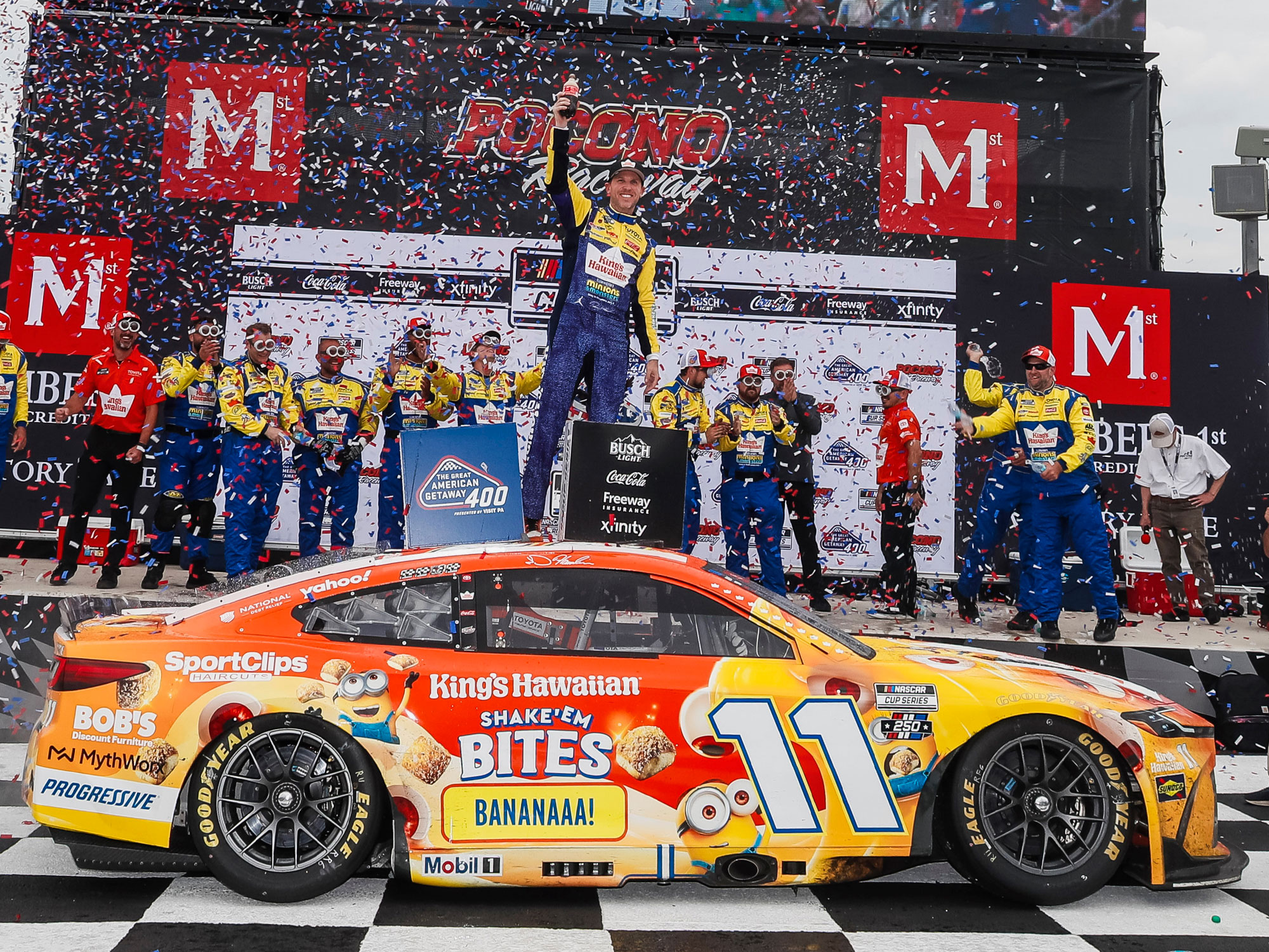 DENNY HAMLIN 2026 KING'S HAWAIIAN SHAKE 'EM BITES POCONO RACED WIN