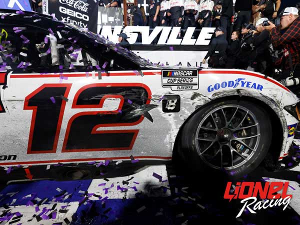RYAN BLANEY 2024 DISCOUNT TIRE MARTINSVILLE RACED WIN 1:24 ELITE DIECAST