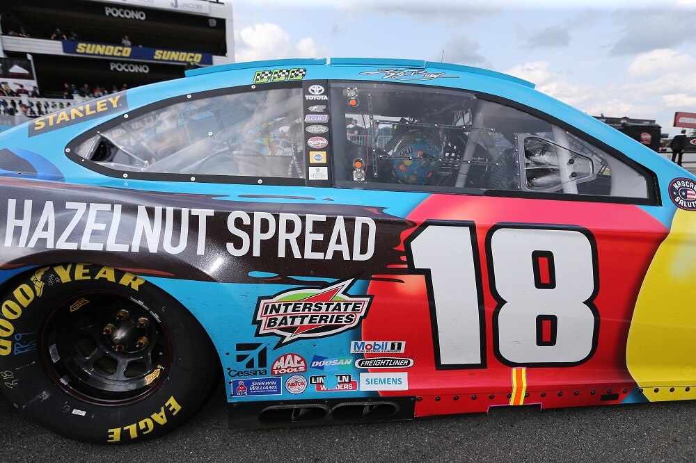 kyle busch diecast cars 1 24