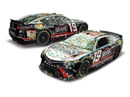 MARTIN TRUEX JR 2023 RESER FINE FOODS NEW HAMPSHIRE RACED WIN 1:24 COLOR CHROME ELITE DIECAST