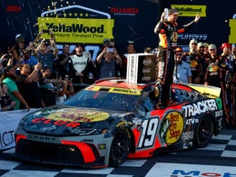 CHASE BRISOCE 2025 BASS PRO SHOPS TALLADEGA RACED WIN 1:24 DUAL AUTOGRAPHED ELITE DIECAST