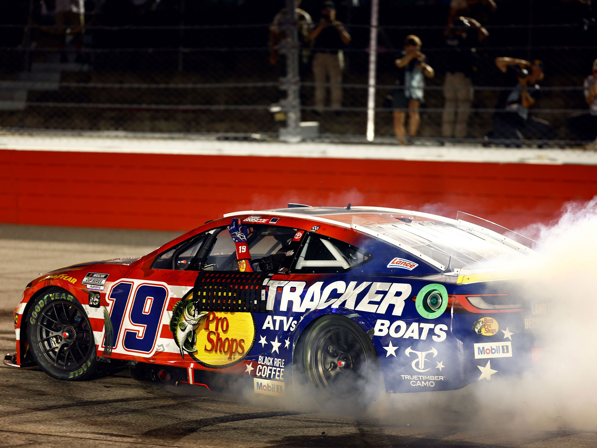 CHASE BRISCOE 2025 BASS PRO SHOPS PATRIOTIC DARLINGTON RACED WIN 1:24 DUAL AUTOGRAPHED ELITE DIECAST