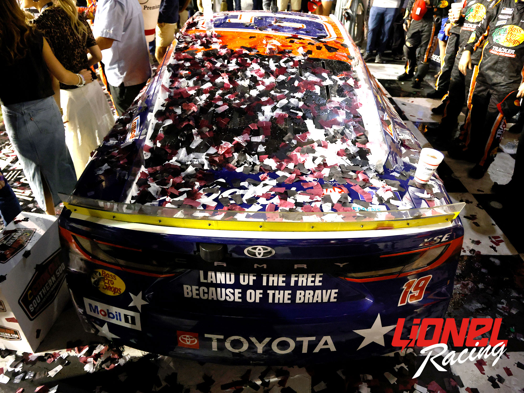 CHASE BRISCOE 2025 BASS PRO SHOPS PATRIOTIC DARLINGTON RACED WIN 1:24 DUAL AUTOGRAPHED ELITE DIECAST