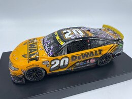 CHRISTOPHER BELL 2022 DEWALT MARTINSVILLE RACED WIN 1:24 ELITE DIECAST
