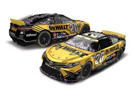 CHRISTOPHER BELL 2022 DEWALT MARTINSVILLE RACED WIN 1:24 COLOR CHROME ELITE DIECAST