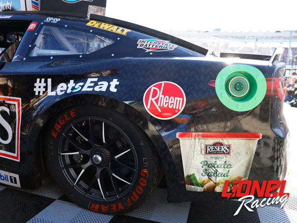 CHRISTOPHER BELL 2025 RESER'S PHOENIX RACED WIN 1:24 DUAL AUTOGRAPHED ELITE DIECAST