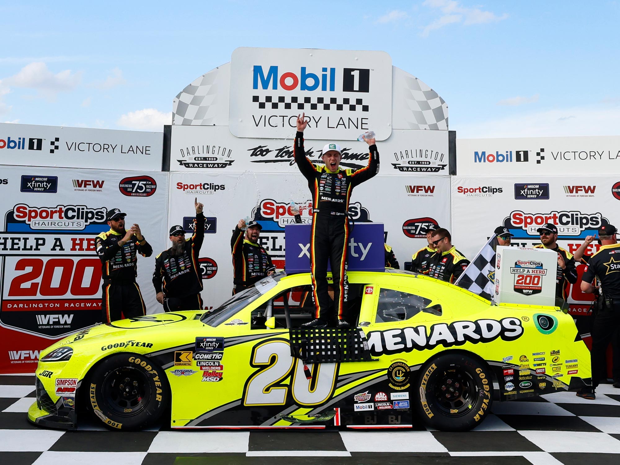 BRANDON JONES 2025 MENARDS/TURTLE WAX DARLINGTON WIN 1:64 ARC DIECAST