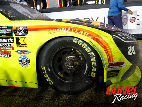 BRANDON JONES 2026 MENARDS/ M-D BUILDING PRODUCTS CHICAGOLAND