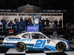 AUSTIN HILL 2023 BENNETT TRANSPORTATION DAYTONA RACED WIN 1:64 ARC DIECAST