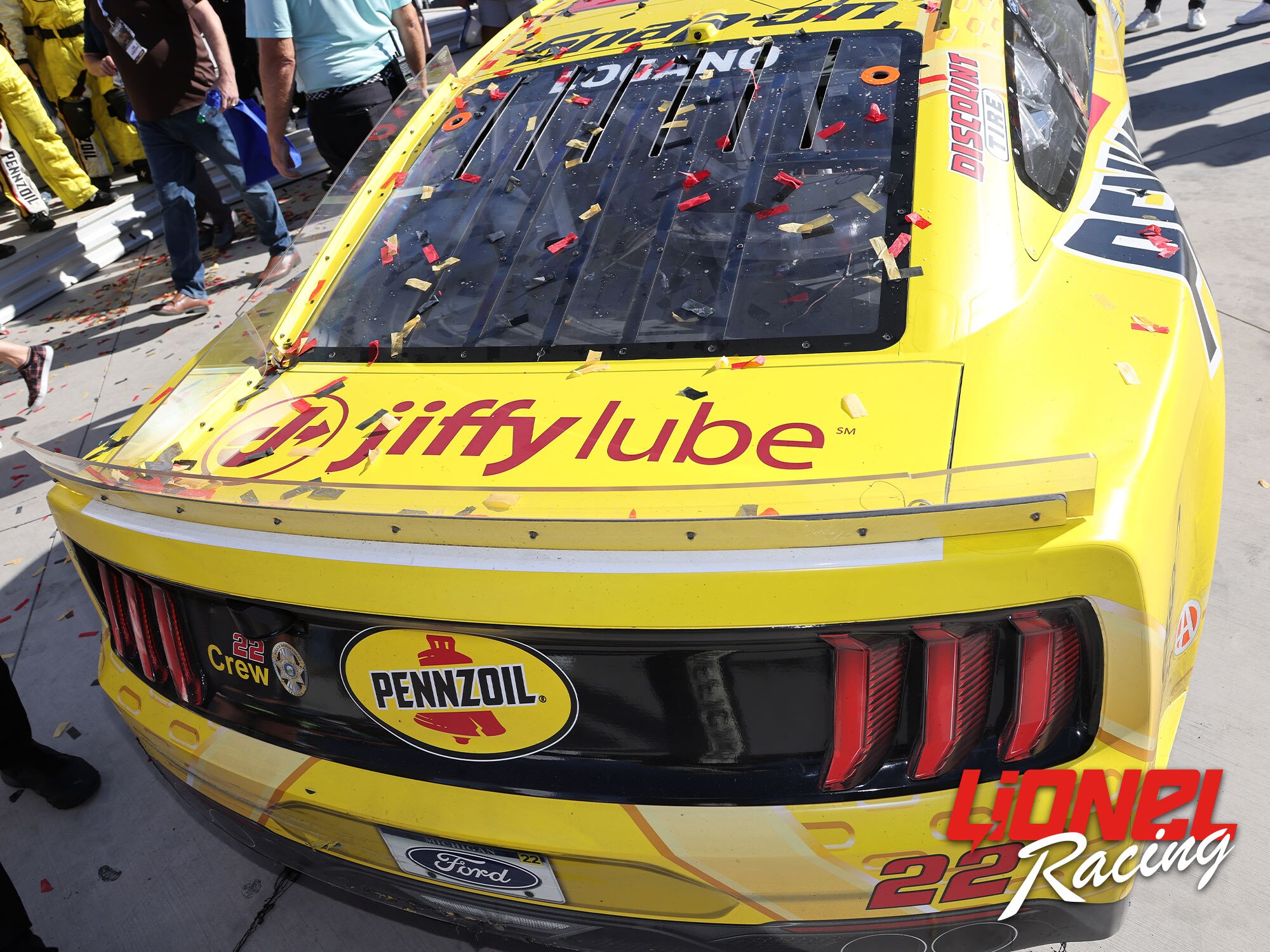 JOEY LOGANO 2022 PENNZOIL LAS VEGAS RACED WIN 1:24 ELITE DIECAST