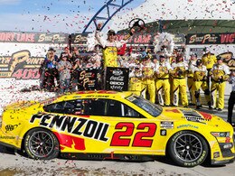 JOEY LOGANO 2022 PENNZOIL LAS VEGAS RACED WIN 1:24 LIQUID COLOR ELITE DIECAST