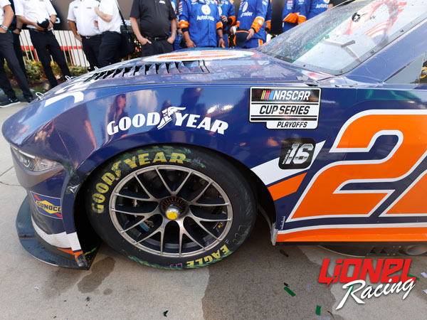 JOEY LOGANO 2024 AUTOTRADER ATLANTA RACED WIN 1:24 ARC DIECAST