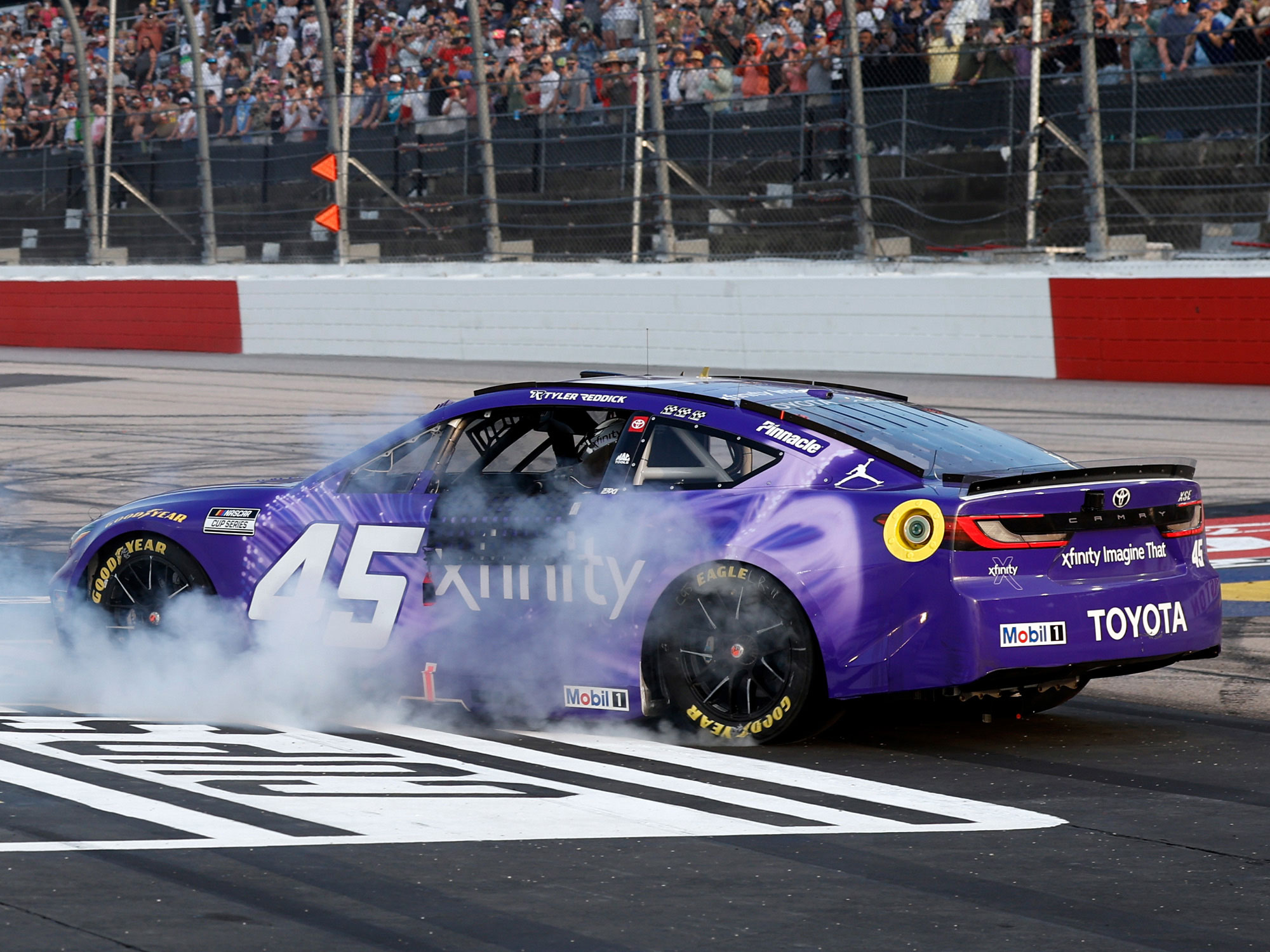 TYLER REDDICK 2026 XFINITY DARLINGTON RACED WIN 1:24 COLOR CHROME