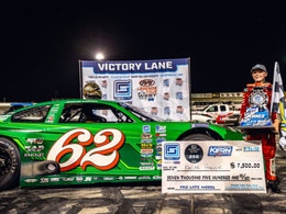 KEELAN HARVICK 2025 HUNT BROTHERS PIZZA BAKERSFIELD WIN 1:24 ARC DIECAST