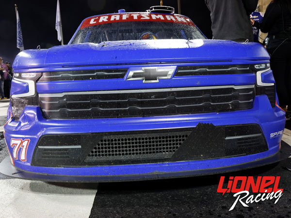 RAJAH CARUTH 2025 HENDRICKCARS.COM NASHVILLE RACED WIN 1:64 ARC DIECAST