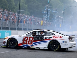 SHANE VAN GISBERGEN 2025 WEATHERTECH CHICAGO RACED WIN 1:24 ELITE PREMIER DIECAST
