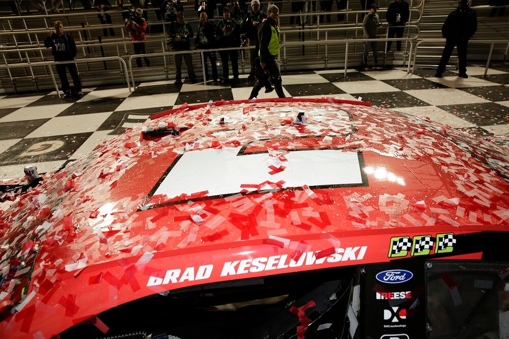 Miniatuurvoertuigen Brad Keselowski 2 Wurth 2019 Kansas Race Win 1 24 Nascar Elite Diecast Mzuzu