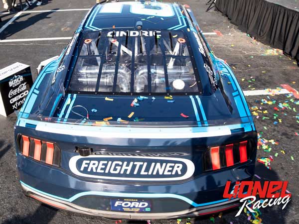AUSTIN CINDRIC 2024 FREIGHTLINER WWT/GATEWAY RACED WIN 1:24 ARC DIECAST