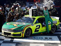 AUSTIN CINDRIC 2025 MENARDS TALLADEGA WIN 1:24 AUTOGRAPHED ARC DIECAST