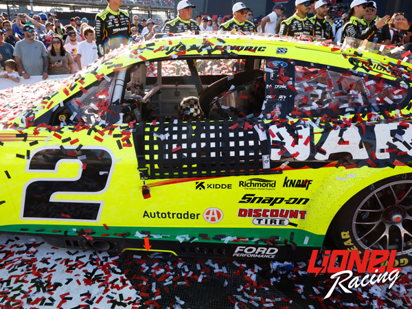 AUSTIN CINDRIC 2025 MENARDS TALLADEGA WIN 1:24 AUTOGRAPHED ARC DIECAST
