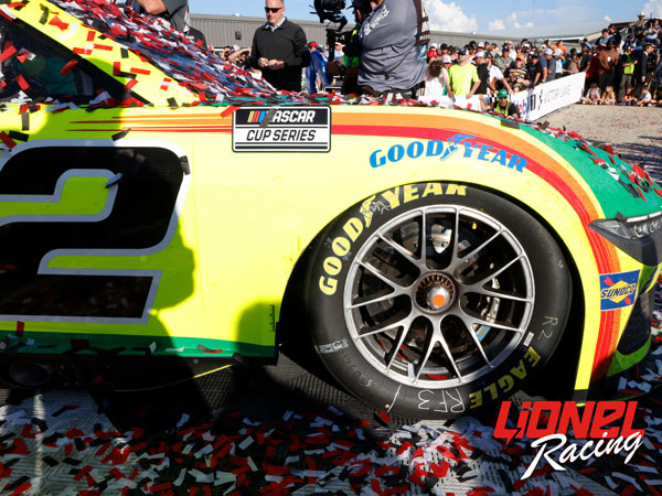AUSTIN CINDRIC 2025 MENARDS TALLADEGA WIN 1:64 ARC DIECAST