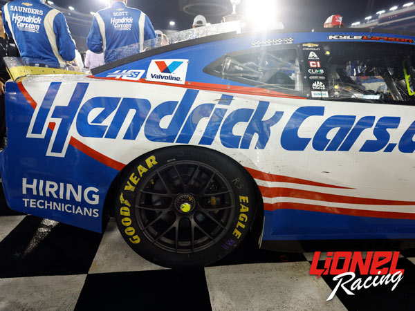 KYLE LARSON 2024 HENDRICKCARS.COM BRISTOL RACED WIN 1:24 LIQUID COLOR ELITE DIECAST