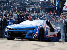 KYLE LARSON 2025 HENDRICKCARS.COM BRISTOL WIN 1:24 ARC DIECAST