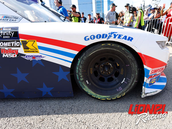 SHANE VAN GISBERGEN 2025 WEATHERTECH/RED BULL RACED WIN 1:24 COLOR CHROME ARC DIECAST