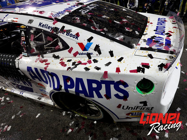 CHASE ELLIOTT 2025 COOK OUT CLASH RACED WIN 1:64 ARC DIECAST
