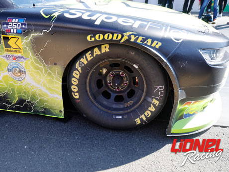 SHANE VAN GISBERGEN 2026 SUPERFILE SONOMA RACED WIN 1:24 COLOR
