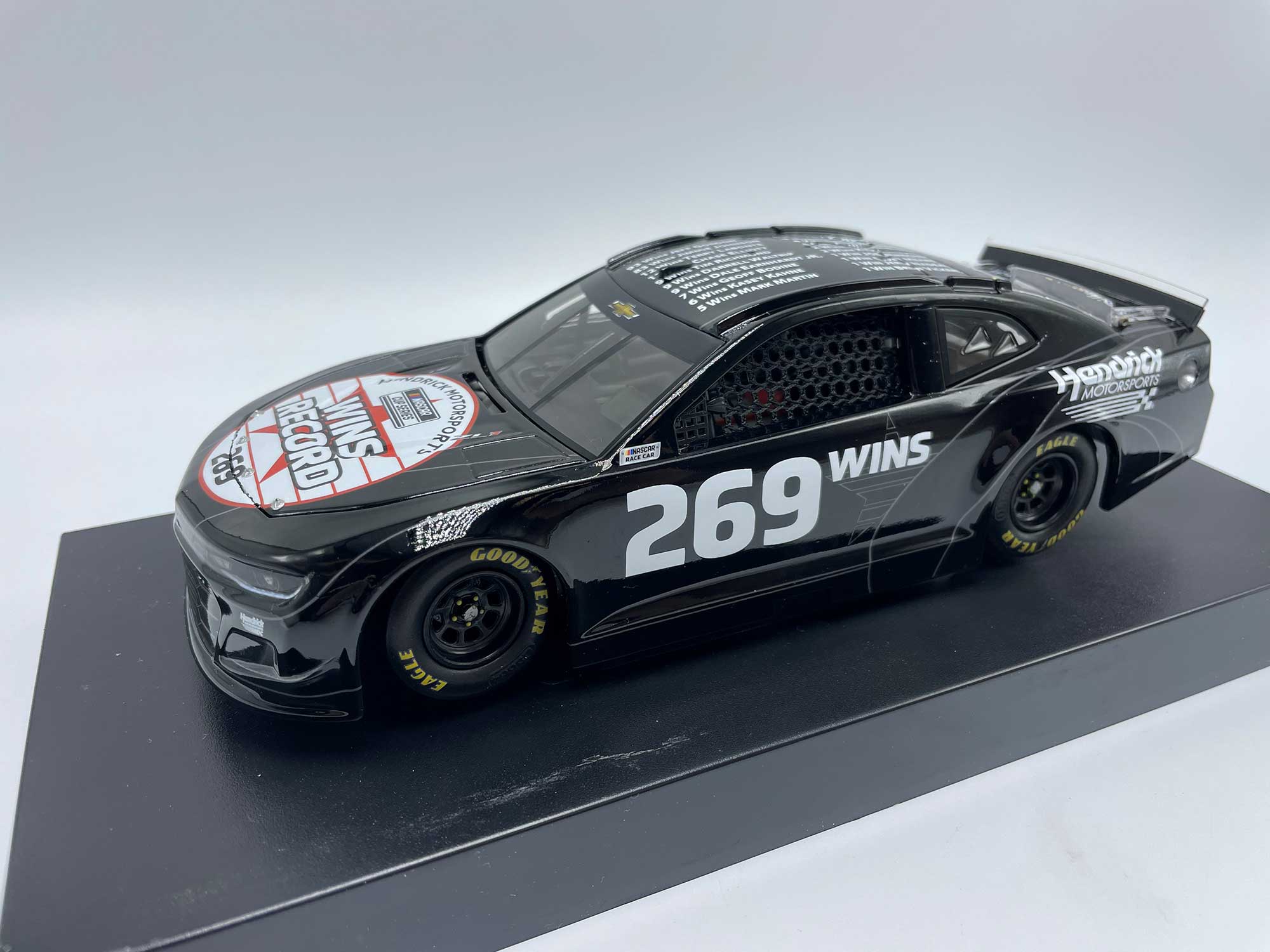 HENDRICK MOTORSPORTS 269 WINS COMMEMORATIVE 124 ELITE DIECAST